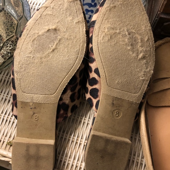 2 pairs of sz 8 casual shoes.. great condition - Picture 4 of 9